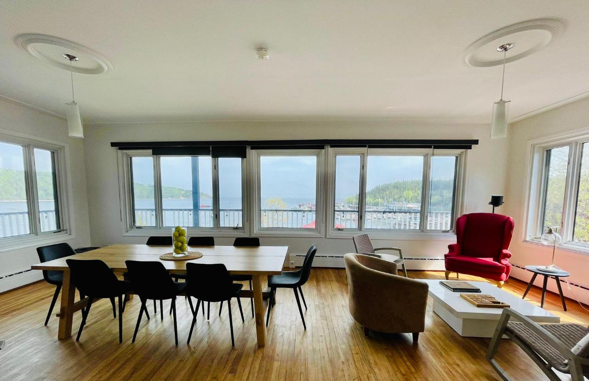 Auberge La Merveilleuse Tadoussac Bagian luar foto