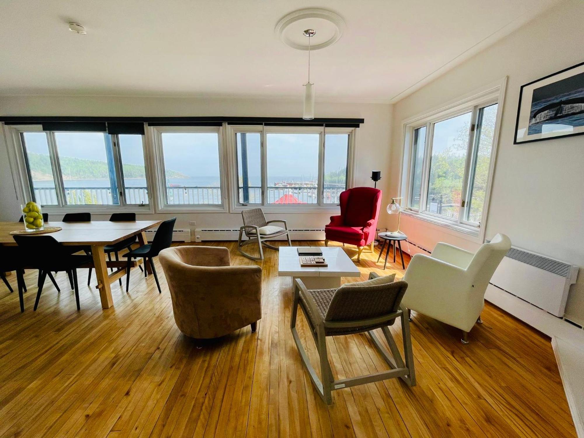 Auberge La Merveilleuse Tadoussac Bagian luar foto