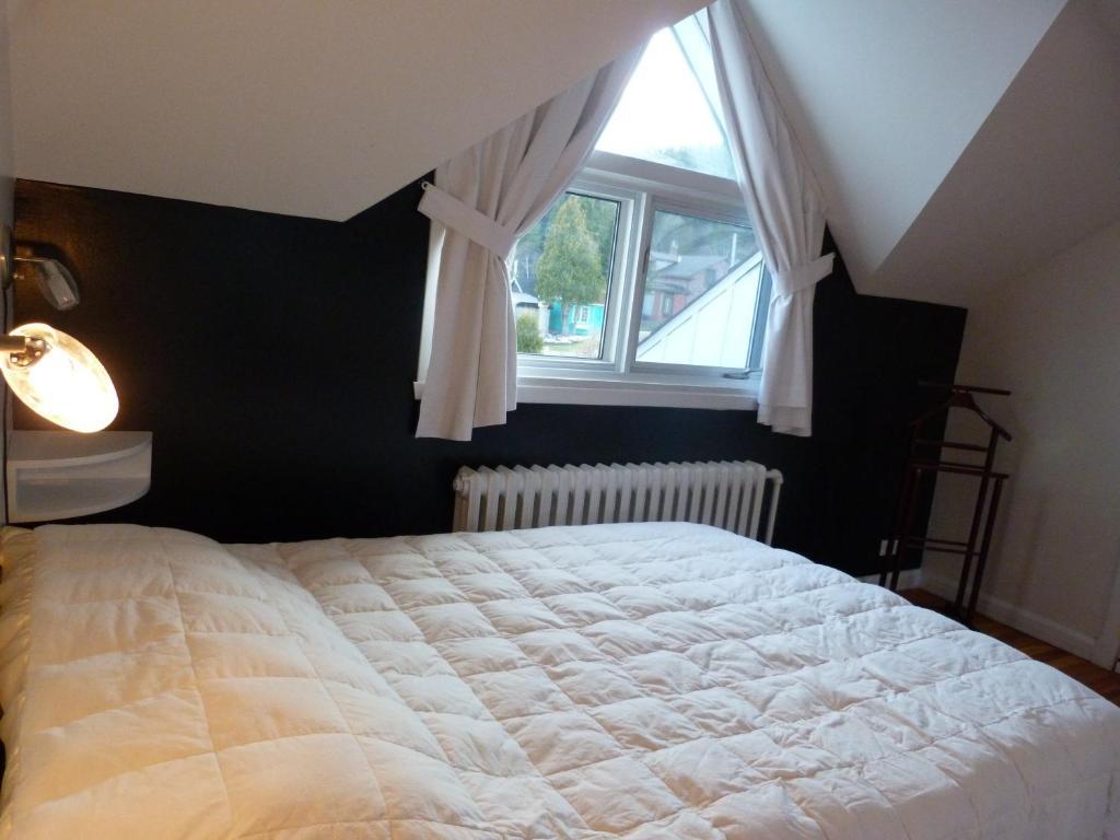 Auberge La Merveilleuse Tadoussac Bagian luar foto